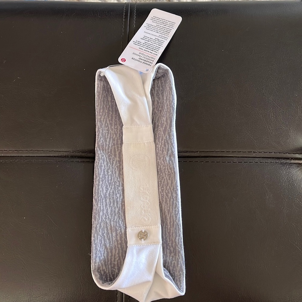 BRAND NEW : Lululemon Headband